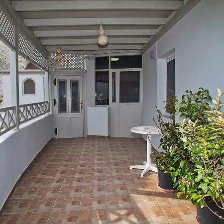 Athina Apartmán Fira (Santorini)